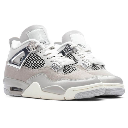 Air Jordan 4 retro frozen moments