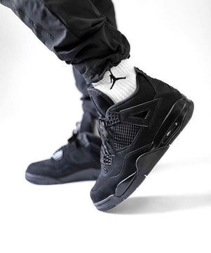 Air  Jordan 4 retro black cat